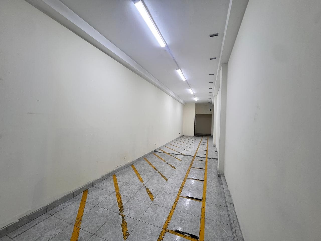 Se Renta Local De 185m2 Sobre la Quinta — foto 7