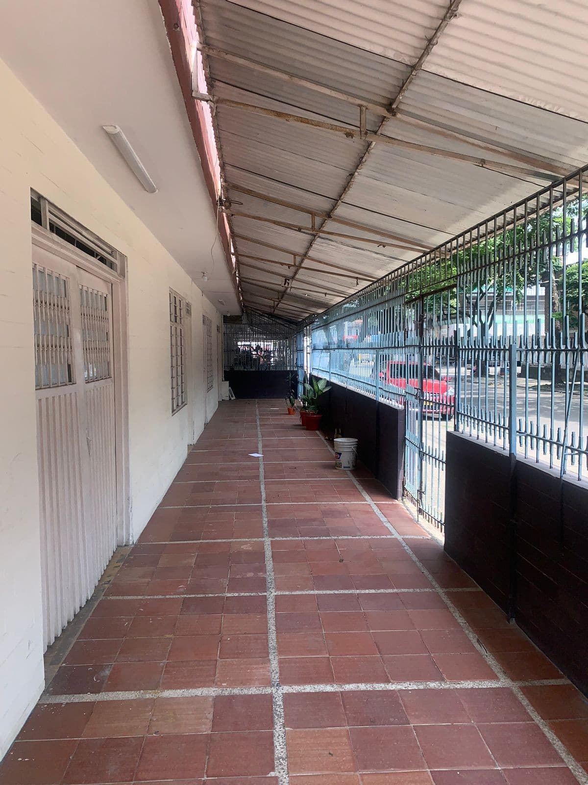 Se Vende Edificio Comercial - Solo Para Invertir - Mariano Ramos - Cali — foto 3