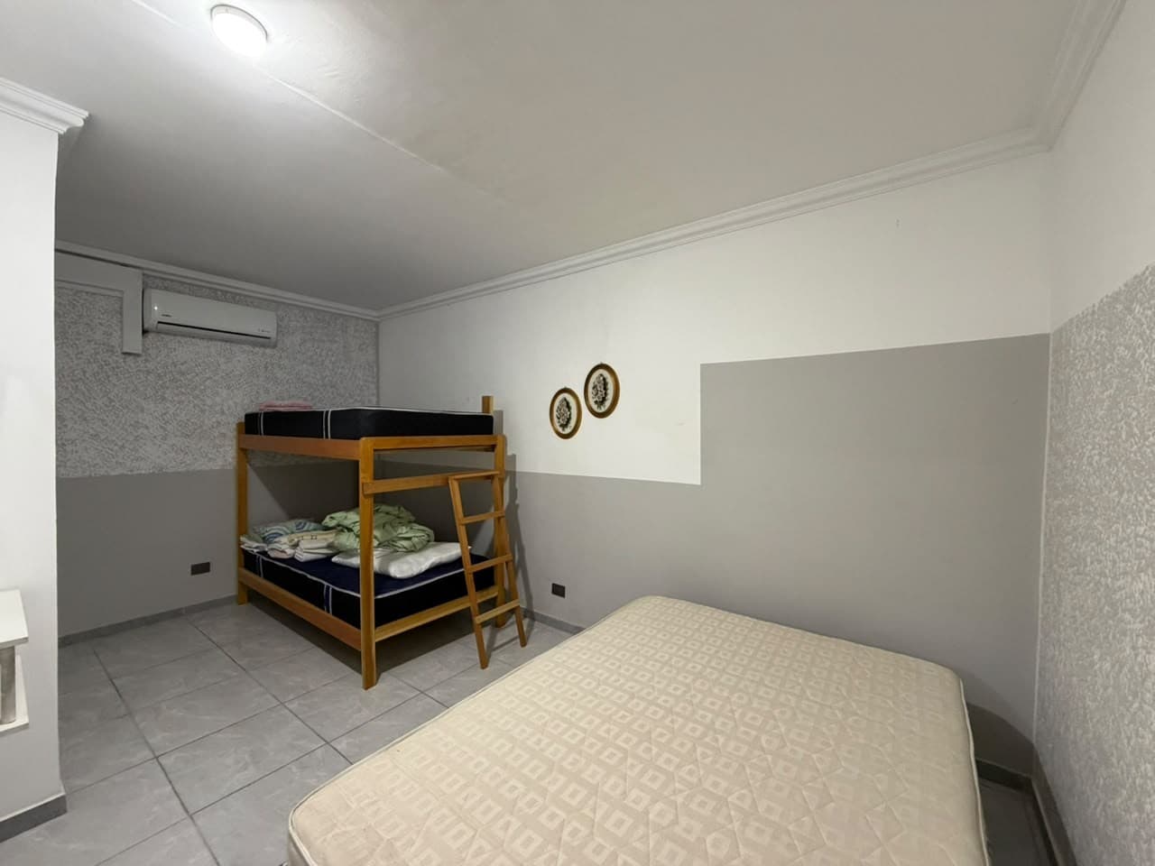 Se Vende casa de 2 pisos, Bretaña Centro de Cali, rentas cortas — foto 4